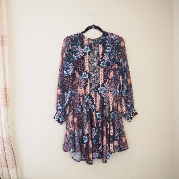 !! Sheike Voodoo Long Sleeve Floral Patchwork V-Neck Dress - Picture 7 of 9